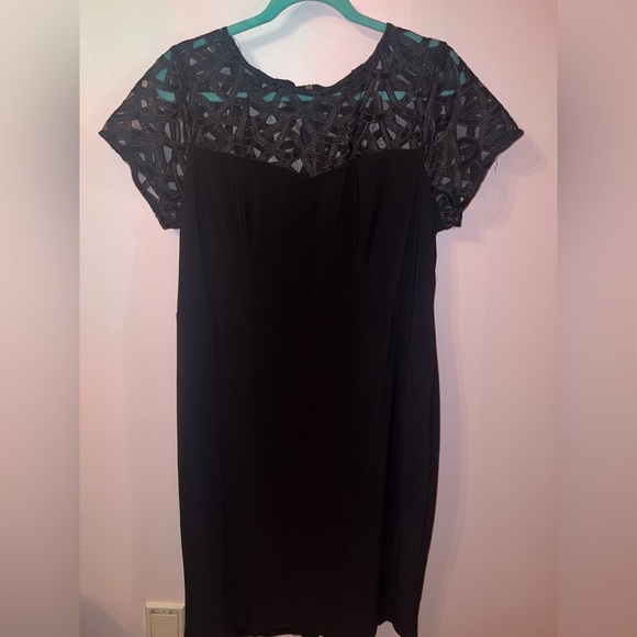 Dresses & Skirts - Cocktail Dress